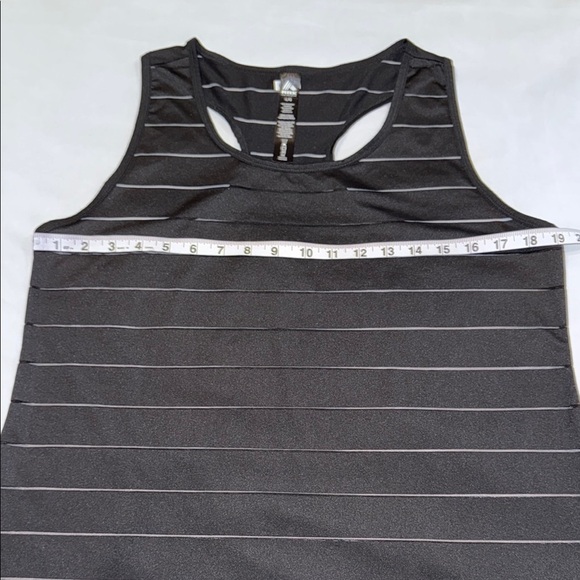 Women’s RBX Racerback Tank Top Black Horizontal Mesh Design Airy Women's Size L - Picture 6 of 7